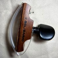 Capotasto per chitarra artigianale in legno nuovo