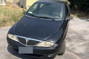 Lancia y (2001) - Motere rifatto