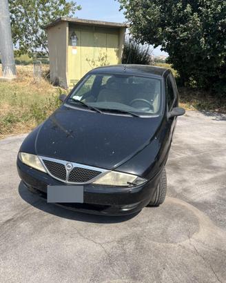 Lancia y (2001) - Motere rifatto