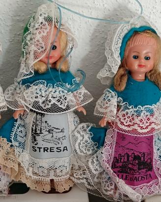 tris bamboline vestiti tipici 