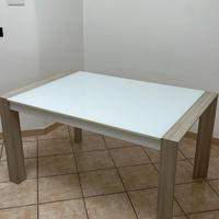 Tavolo allungabile - PREZZO GIÁ TRATTATO