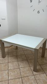 Tavolo allungabile - PREZZO GIÁ TRATTATO