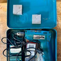 Avvitatore a batteria Makita 6012D