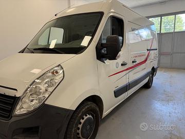 Opel movano