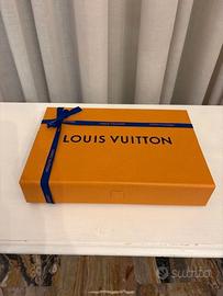 Scatola Louis Vuitton con fiocco