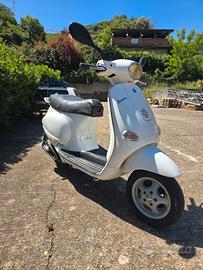 Vespa et 4 125 leader 