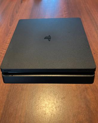 PS4 Slim 500GB + Controller Originale Nuovo