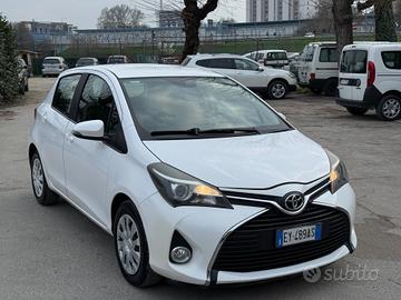 Toyota Yaris 1.0 5 porte Lounge