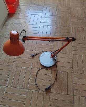 LAMPADA DA STUDIO