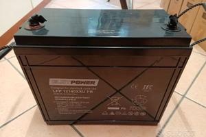 batteria 12V 140Ah