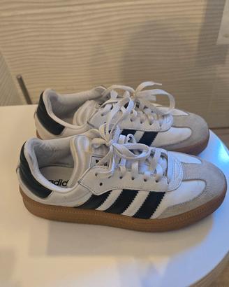 scarpe da ginnastica adidas 