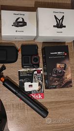 insta360 ace pro 2 con accessori