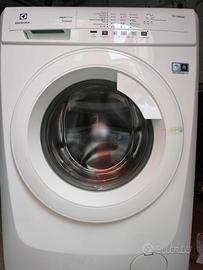 LAVATRICE ELECTROLUX REX FLEXCARE ULTIMO!