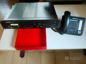 Centralino Tel. Panasonic KX-NS500 + 14 Telefoni