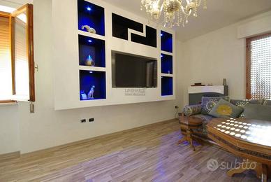 Casa indipendente di 120 m² con 4 locali e box aut