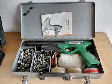 pistola tassellatrice e inchiodatrice manuale 