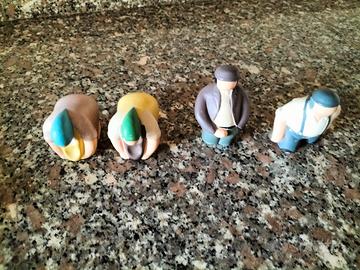 Statuine vintage in ceramica contadini