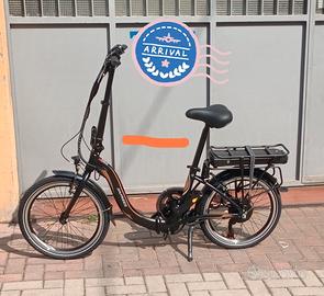 Bicicletta elettrica, e bike, pedalata assistita 