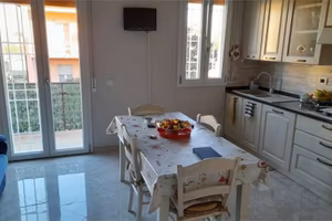 Appartamento di 96 m² con 5 locali e box auto a Ra
