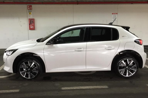 Peugeot 208 GT Line 101 cv