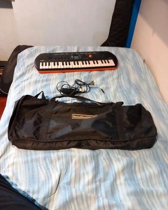 tastiera casio SA-76 con custodia e alimentatore