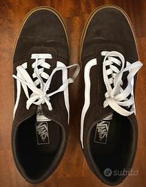 Scarpe 4 paia al prezzo di 2