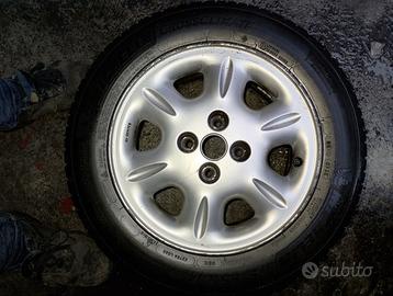 Cerchi in lega r14 fiat
