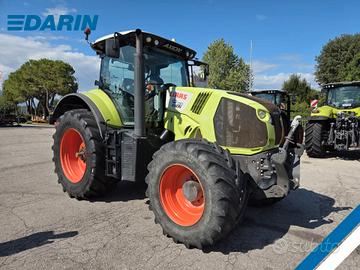 Trattore Claas AXION 810