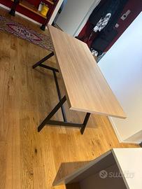 Tavolo in legno e ferro NUOVO con 4 sedie