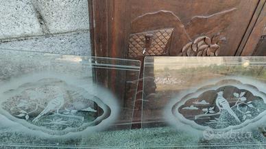 Vetri con disegni incisi