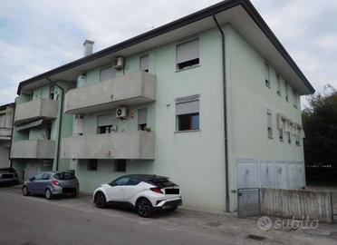 Immobile in asta di 100 m² con box auto a Musile d
