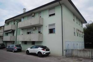 Immobile in asta di 100 m² con box auto a Musile d