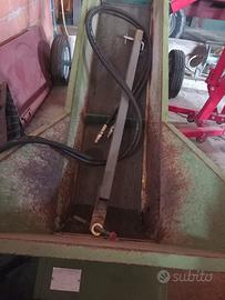 Caricatore per legna