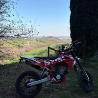 Swm 125 SM R 4T del 2017.