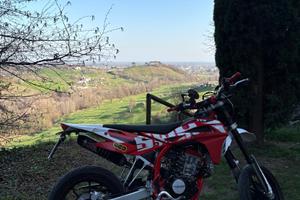 Swm 125 SM R 4T del 2017.