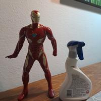 Supereroe parlante in inglese 