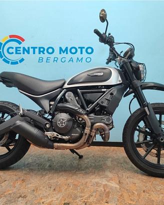 Ducati Scrambler 800 ICON accessoriata