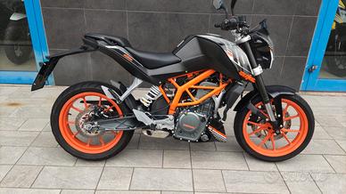 KTM 390 Duke