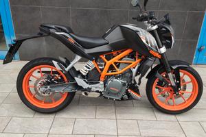 KTM 390 Duke