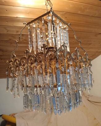 Lampadario ottone e cristalli