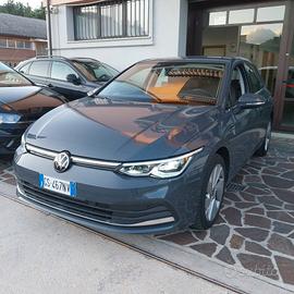 Volkswagen Golf 1.5 eTSI 130 CV EVO ACT DSG Style