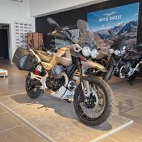 Moto Guzzi V85 travel