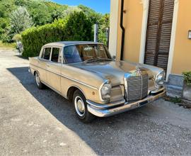 Mercedes 300SE W112 del 1963