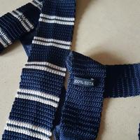 Cravattino in maglia di seta Gutteridge