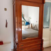 Armadio della Nonna legno radica e noce metà 800