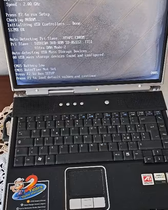 Computer laptop funzionante per ricambi