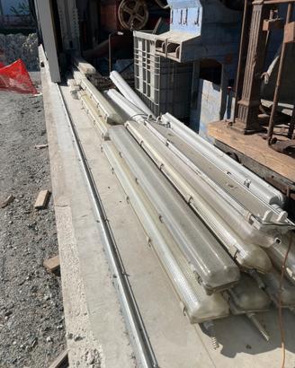 Plafoniere industriali -ideali per Garage/Officine