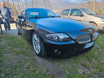 Bmw z4 2.2 con HARD TOP