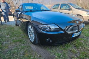 Bmw z4 2.2 con HARD TOP