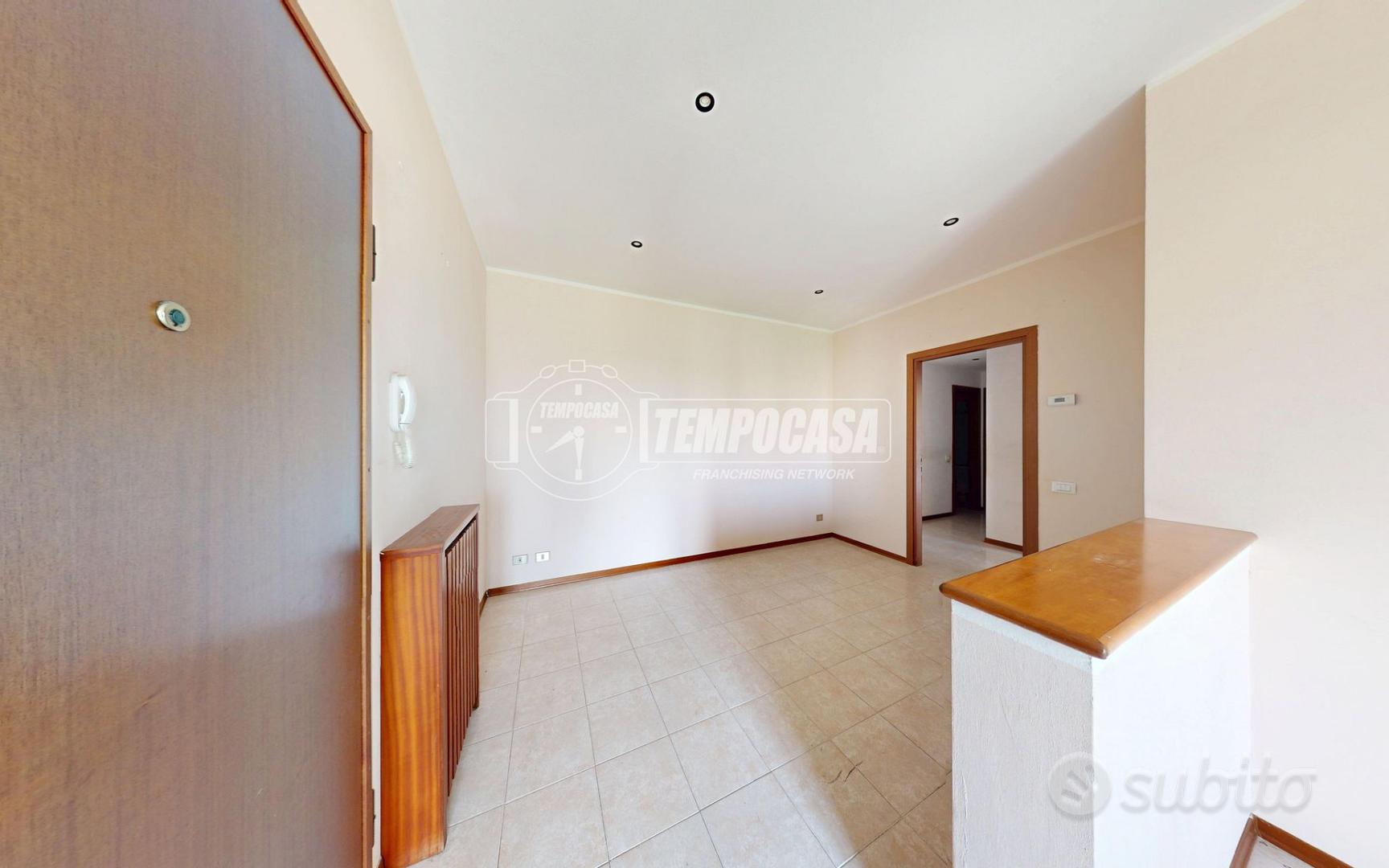 Apartment in Rovellasca, Como - Vista 6
